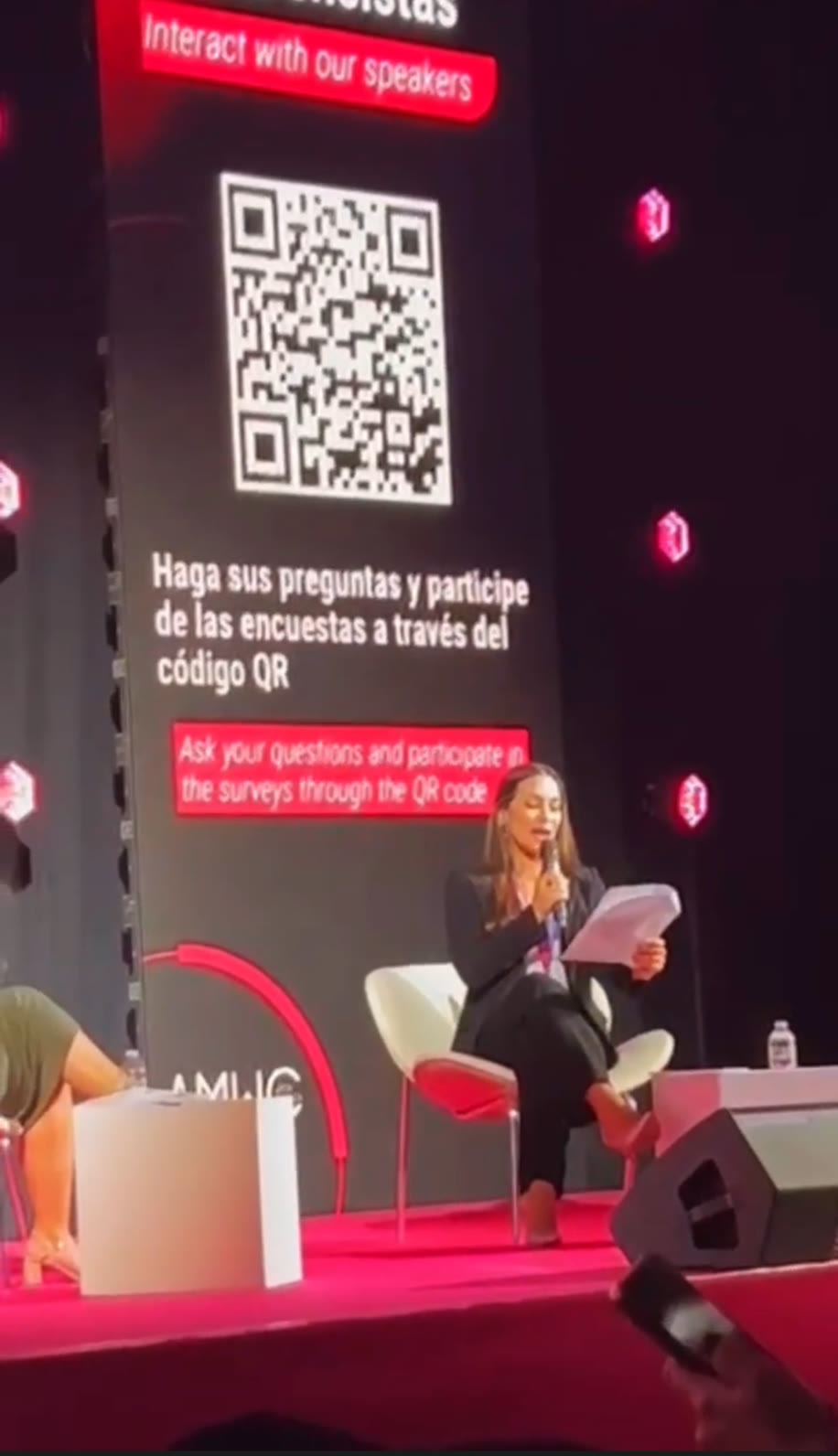 Dra. Diana Cuéllar — conferencias y docencia
